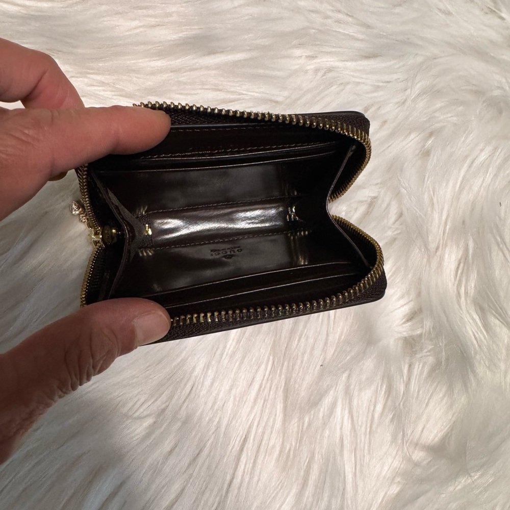 Gucci Patterned Wallet - Picture 11 of 17
